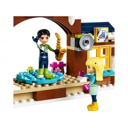 Lego Friends Lodowisko w zimowym kurorcie 41322