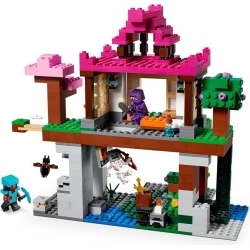 Lego Minecraft Teren szkoleniowy 21183