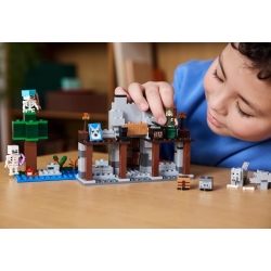 Lego Minecraft Wilcza twierdza 21261