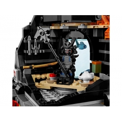 Lego Ninjago Movie Wulkaniczna kryjówka Garmadona 70631