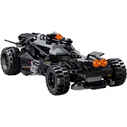 Lego Super Heroes Atak powietrzny Batmobila 76087