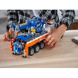 Lego Technic Ciężki samochód pomocy drogowej 42128