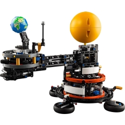 Lego Technic Planeta Ziemia i Księżyc na orbicie 42179
