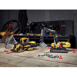 Lego Technic Wytrzymała koparka 42121